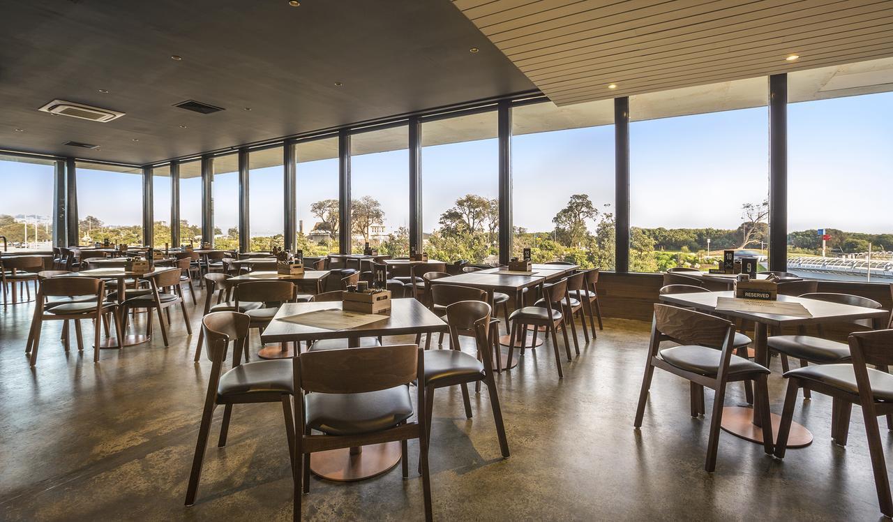 Hotel Nightcap At The Cheeky Squire Frankston Exterior foto